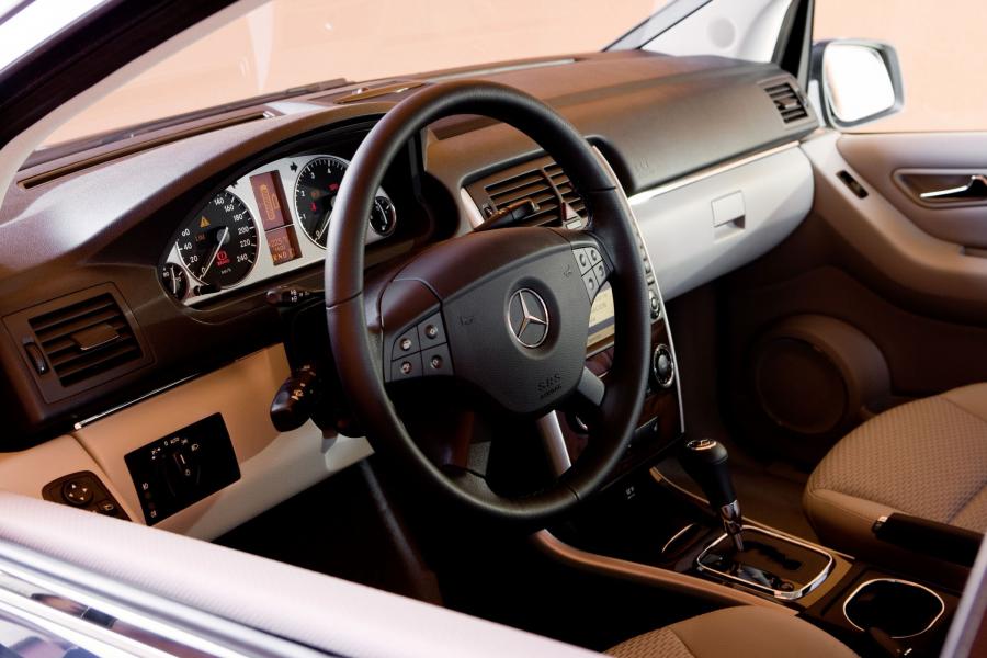  Mercedes-Benz B-Class 2009 года  (фото 57 из 86)